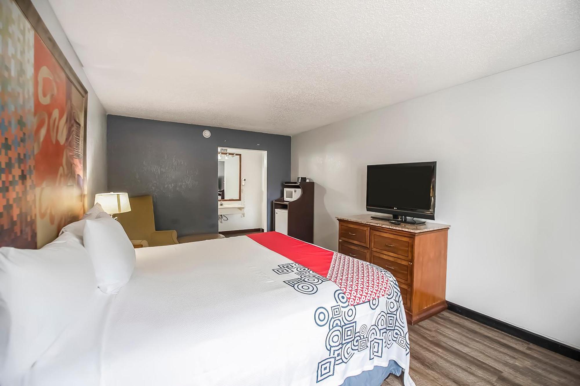 Hotel O Daylight Inn Elkhart I-90, In Екстериор снимка