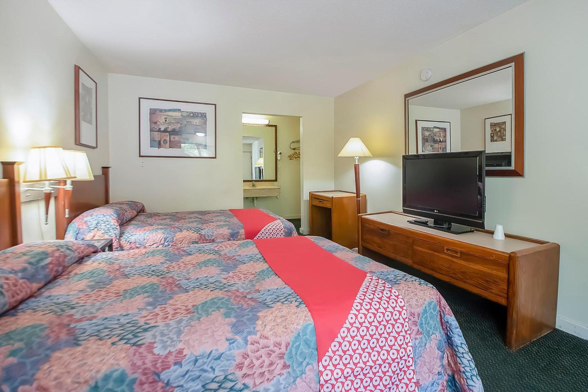Hotel O Daylight Inn Elkhart I-90, In Екстериор снимка